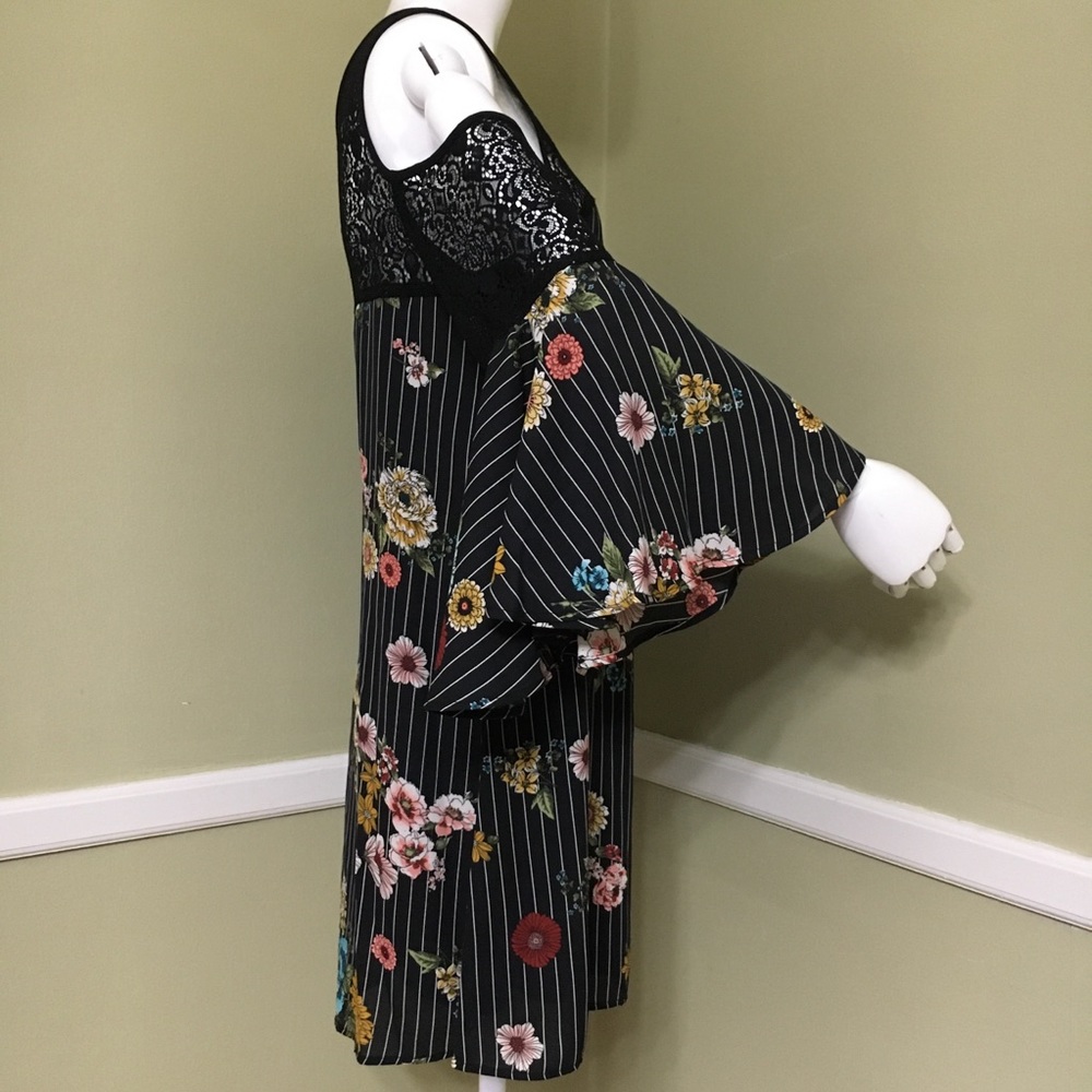 Trixxi Cold Shoulder Lace Stripes Floral Shift - Picture 5 of 8
